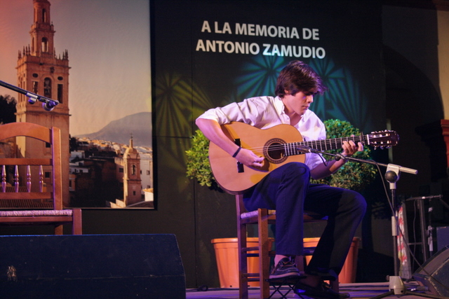   José Antonio Santos, Taller de Guitarra de la  Fundación Fernando Villalón  02